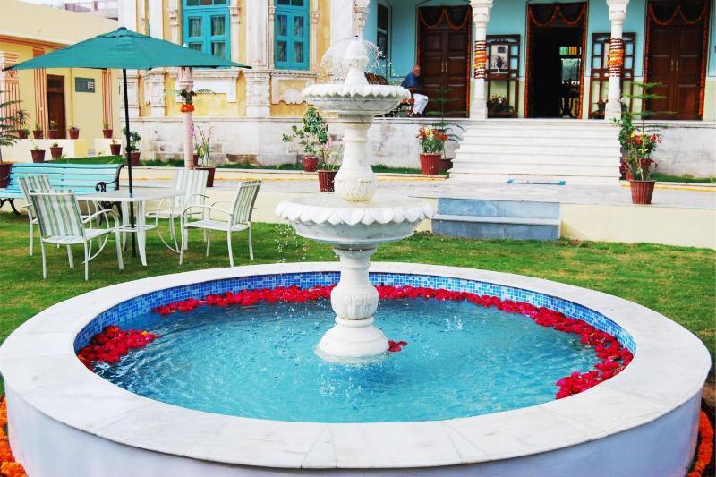 Koolwal Kothi Zinc Journey By The Fern, Nawalgarh, Rajasthan מראה חיצוני תמונה